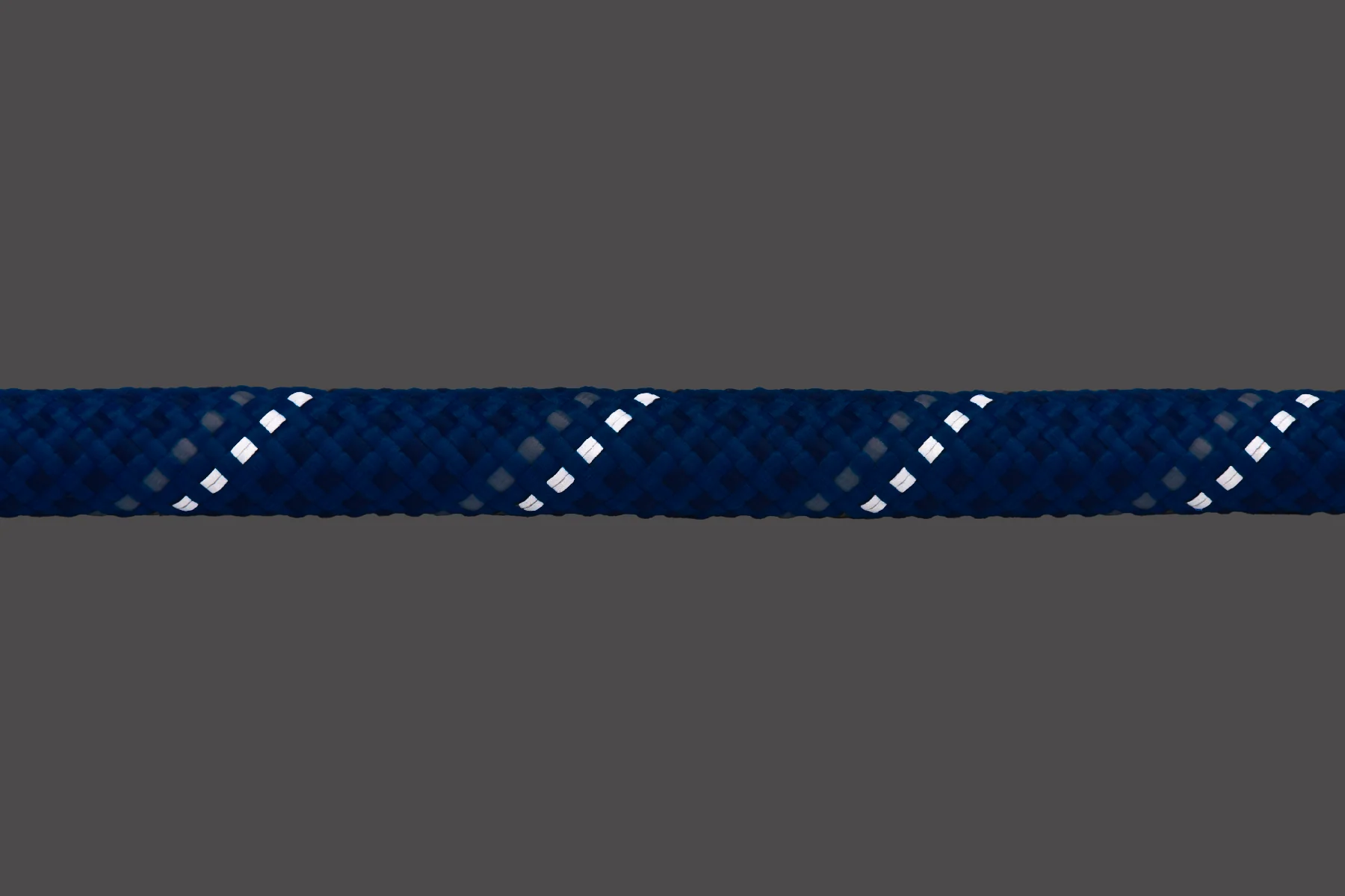 Knot-a-Long™ Short Rope Dog Leash - Image 5